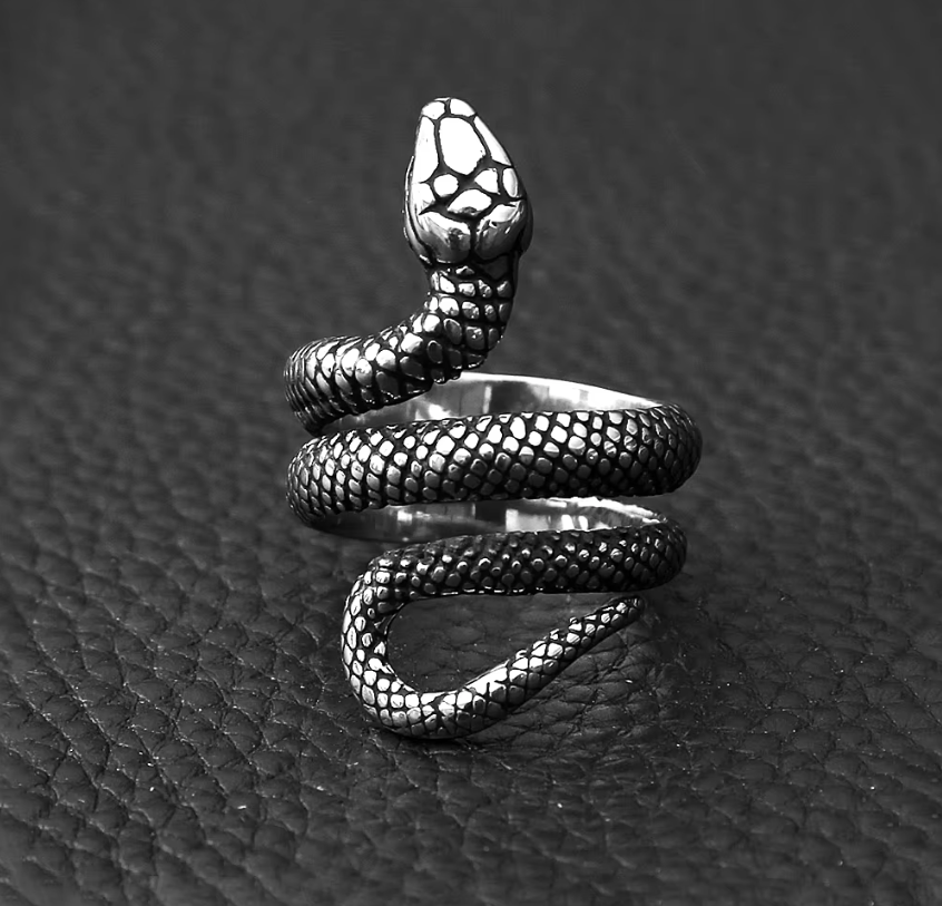 Bague Serpent Enroulée